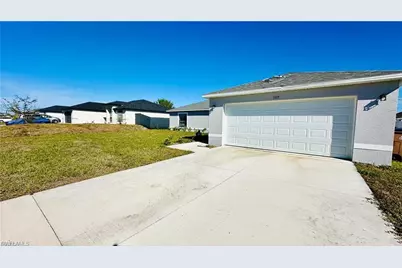 1105 NE 6th Pl, Cape Coral, FL 33909 - Photo 1