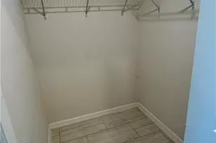 1105 NE 6th Pl, Cape Coral, FL 33909 - Photo 17