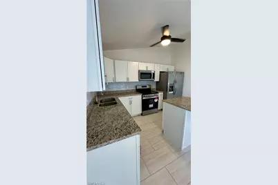 1105 NE 6th Pl, Cape Coral, FL 33909 - Photo 3