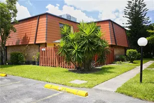 1514 Park Meadows Dr, Fort Myers, FL 33907 - Photo 1