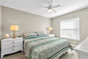 10391 McArthur Palm Ln, Fort Myers, FL 33966 - Photo 27