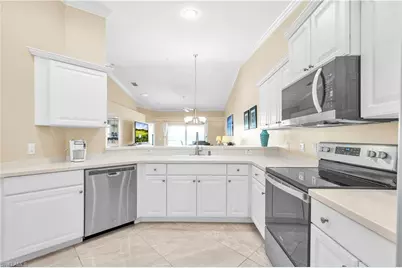 10391 McArthur Palm Ln #2621, Fort Myers, FL 33966 - Photo 11