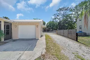 575 Sabal Palm Ct, Labelle, FL 33935 - Photo 31