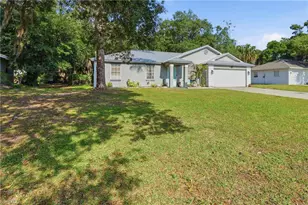 4022 E Sunflower Cir, Labelle, FL 33935 - Photo 3