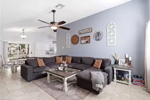4022 E Sunflower Cir, Labelle, FL 33935 - Photo 5