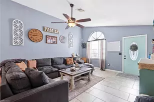 4022 E Sunflower Cir, Labelle, FL 33935 - Photo 7