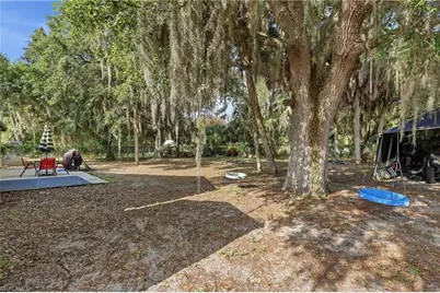 4022 E Sunflower Cir, Labelle, FL 33935 - Photo 23
