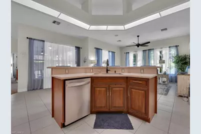 505 SE 29th St, Cape Coral, FL 33904 - Photo 9