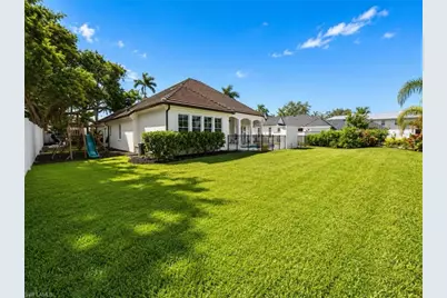 10020 Magnolia Pointe, Fort Myers, FL 33919 - Photo 31
