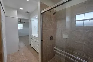 1038 SE 30th St, Cape Coral, FL 33904 - Photo 23