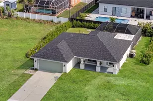 1417 NE 13th St, Cape Coral, FL 33909 - Photo 7