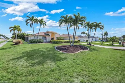 2725 SW 46th Ter, Cape Coral, FL 33914 - Photo 37