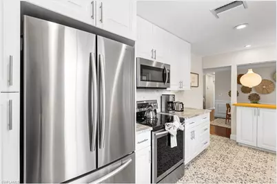 3950 Mohawk Pl, Naples, FL 34112 - Photo 11