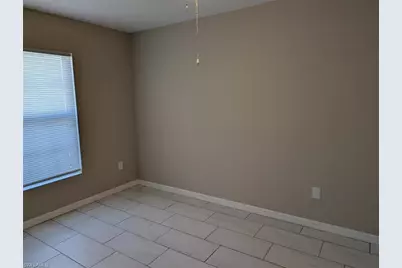 2805 SW 8th Pl, Cape Coral, FL 33914 - Photo 11