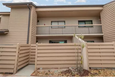 898 Buttonwood Dr #105, Fort Myers Beach, FL 33931 - Photo 5