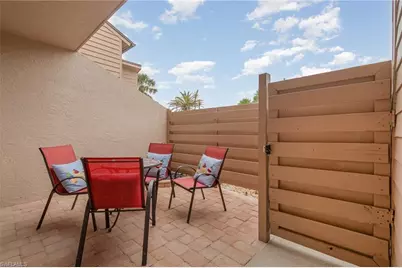 898 Buttonwood Dr #105, Fort Myers Beach, FL 33931 - Photo 3