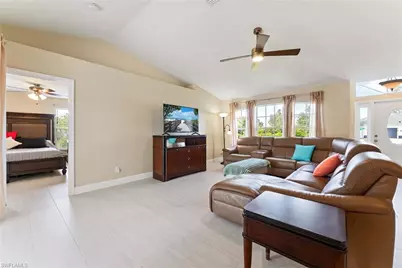 1127 SW 29th St, Cape Coral, FL 33914 - Photo 7