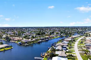 3810 SE 1st Pl, Cape Coral, FL 33904 - Photo 37