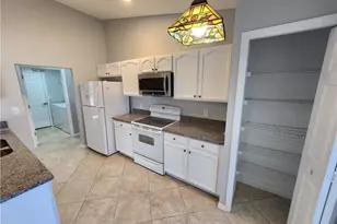 4126 SW 8th Pl, Cape Coral, FL 33914 - Photo 3