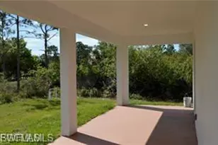 970 Lakeside Dr, Lehigh Acres, FL 33974 - Photo 9