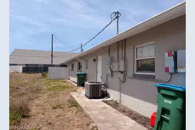 1154 SW 47th Ter, Cape Coral, FL 33914 - Photo 15