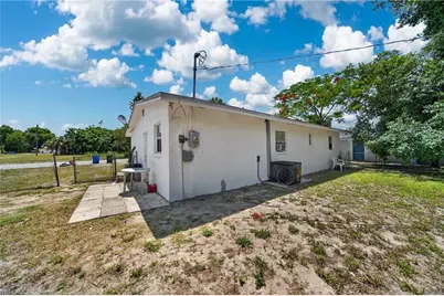 1904 Fountain St, Fort Myers, FL 33916 - Photo 13