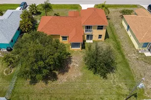 120 SE 4th Terrace, Cape Coral, FL 33990 - Photo 17