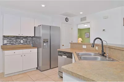 3230 NW 3rd Pl, Cape Coral, FL 33993 - Photo 15