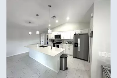 3710 38th St SW, Lehigh Acres, FL 33976 - Photo 3
