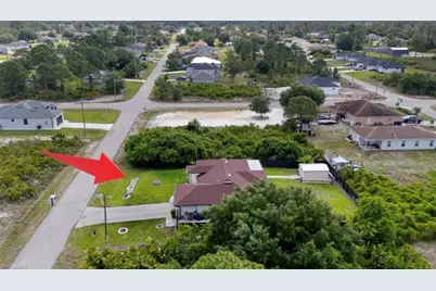 2705 41st St W, Lehigh Acres, FL 33971 - Photo 23