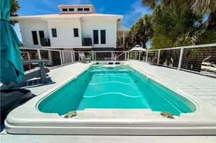 541 Gulf Ln, Upper Captiva, FL 33924 - Photo 45