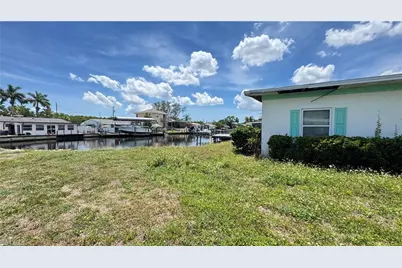 8140 Cleaves Rd, North Fort Myers, FL 33903 - Photo 3