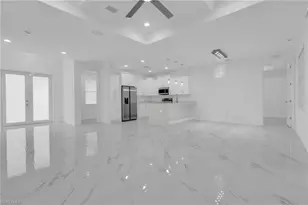 816 Lake Ave, Lehigh Acres, FL 33972 - Photo 7