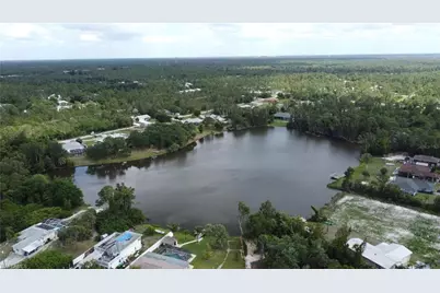 27270 Del Rio Dr, Punta Gorda, FL 33955 - Photo 9