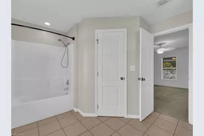 3626 NE 13th Ave, Cape Coral, FL 33909 - Photo 21