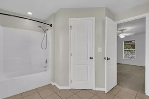 3626 NE 13th Ave, Cape Coral, FL 33909 - Photo 21