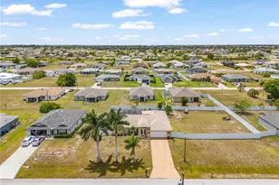 2216 NE 7th Pl, Cape Coral, FL 33909 - Photo 19