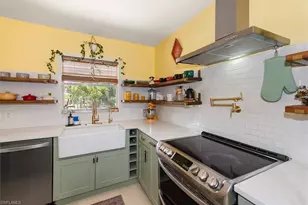 2431 N Westwood Dr, North Fort Myers, FL 33917 - Photo 5