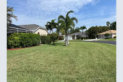 12530 Strathmore Loop, Fort Myers, FL 33912 - Photo 5