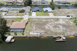 1637 NW 39th Ave, Cape Coral, FL 33993 - Photo 1