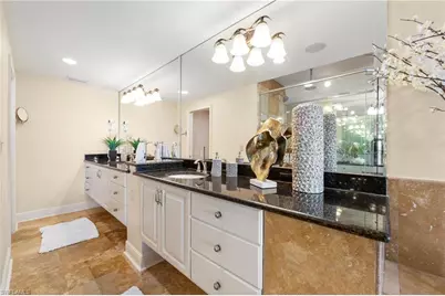 1920 Virginia Ave #902, Fort Myers, FL 33901 - Photo 7