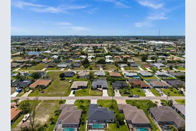 1820 SW 29th Ter, Cape Coral, FL 33914 - Photo 41