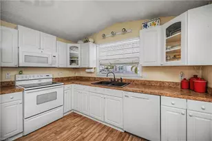195 Ramble Dr, North Fort Myers, FL 33903 - Photo 11