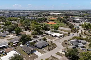 4855 West Dr, Fort Myers, FL 33907 - Photo 27
