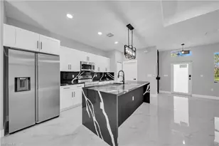 885 Barcia St E, Lehigh Acres, FL 33974 - Photo 7