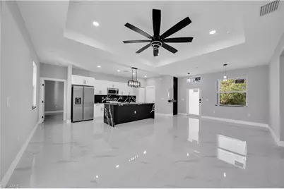 885 Barcia St E, Lehigh Acres, FL 33974 - Photo 9