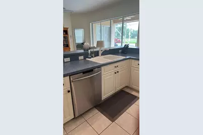 10356 White Palm Way, Fort Myers, FL 33966 - Photo 7