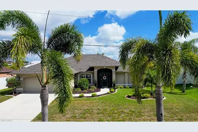 1621 NE 5th Ter, Cape Coral, FL 33909 - Photo 1