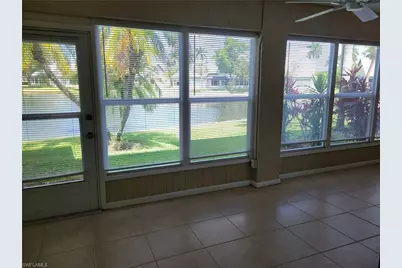603 McGregor Park Cir, Fort Myers, FL 33908 - Photo 7