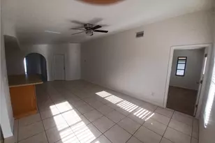 3305 SW 7th Pl, Cape Coral, FL 33914 - Photo 11